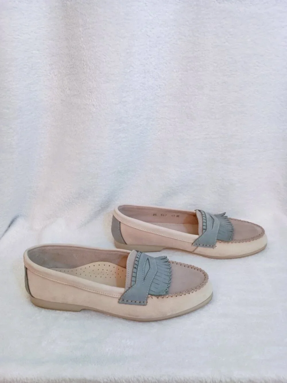 Johnston and Murphy Loafers Sz 11 M Italy Cream Gray Blue Nubuck Leather